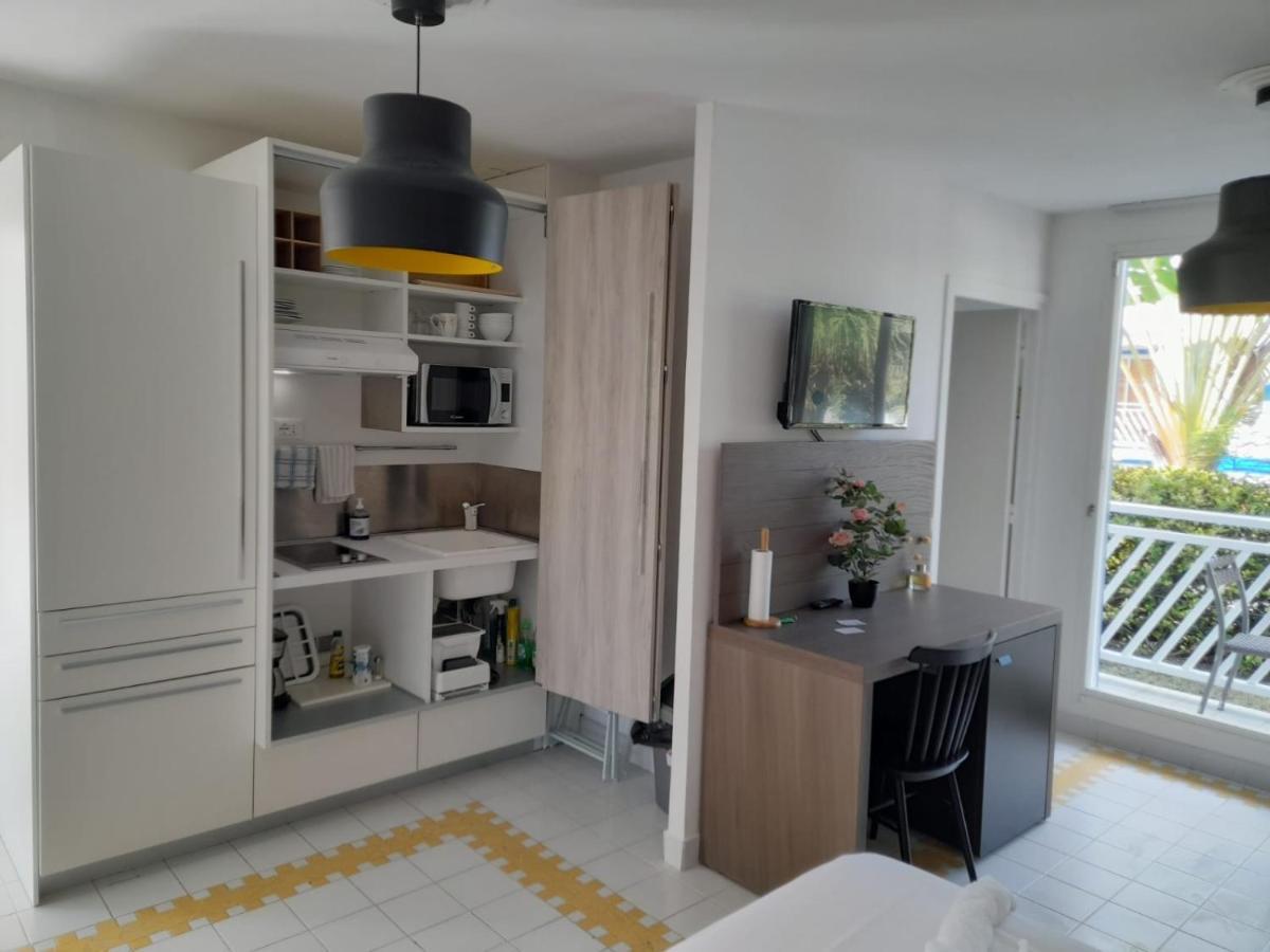 Studio 25 M Manganao Joela 4 Personnes Avec Machine A Laver (Adults Only) Saint-Francois  Exterior foto